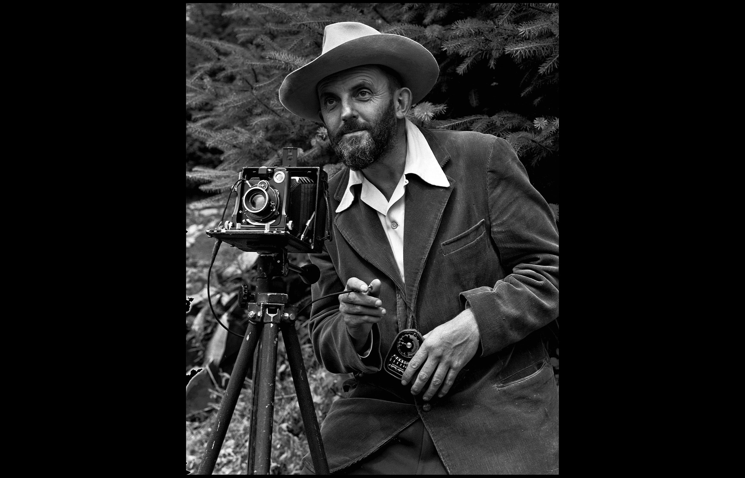 Ansel_Adams_and_camera-1.jpg?